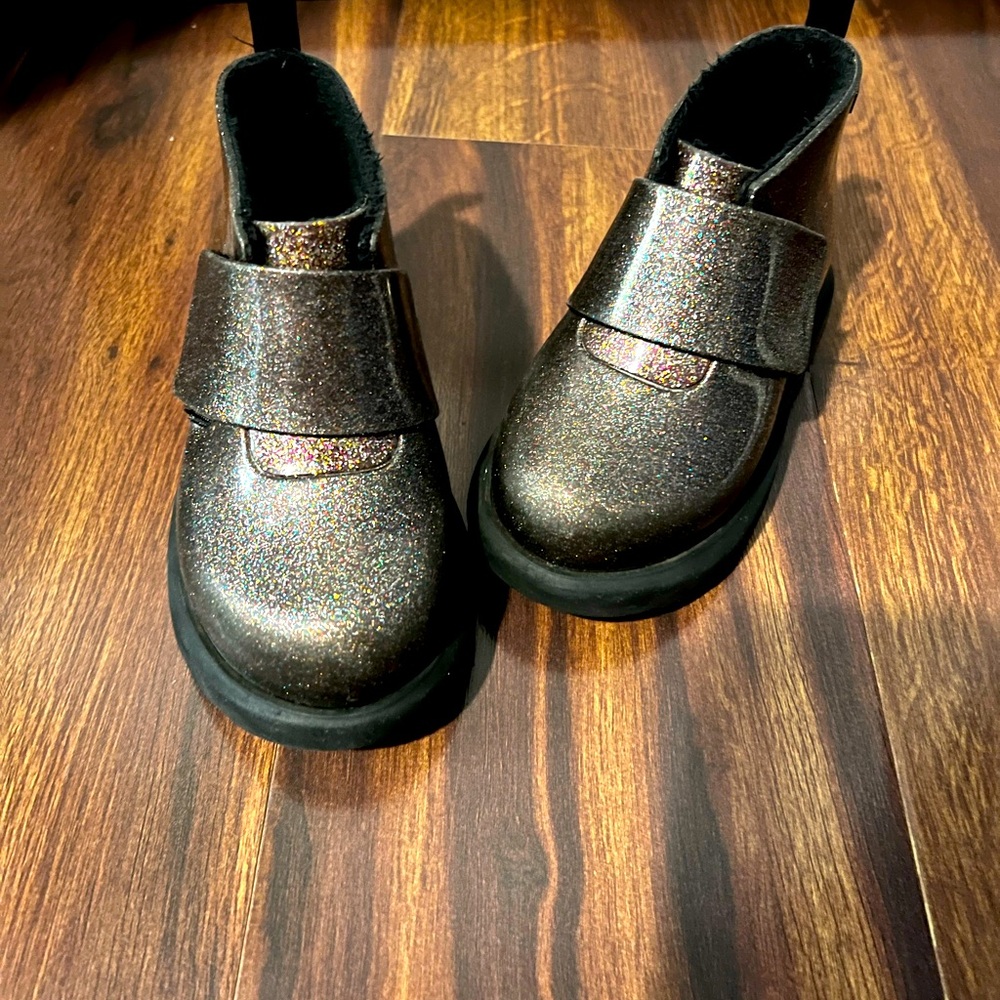 Mini Melissa Chelsea Boot in Size 9 Black Glitter